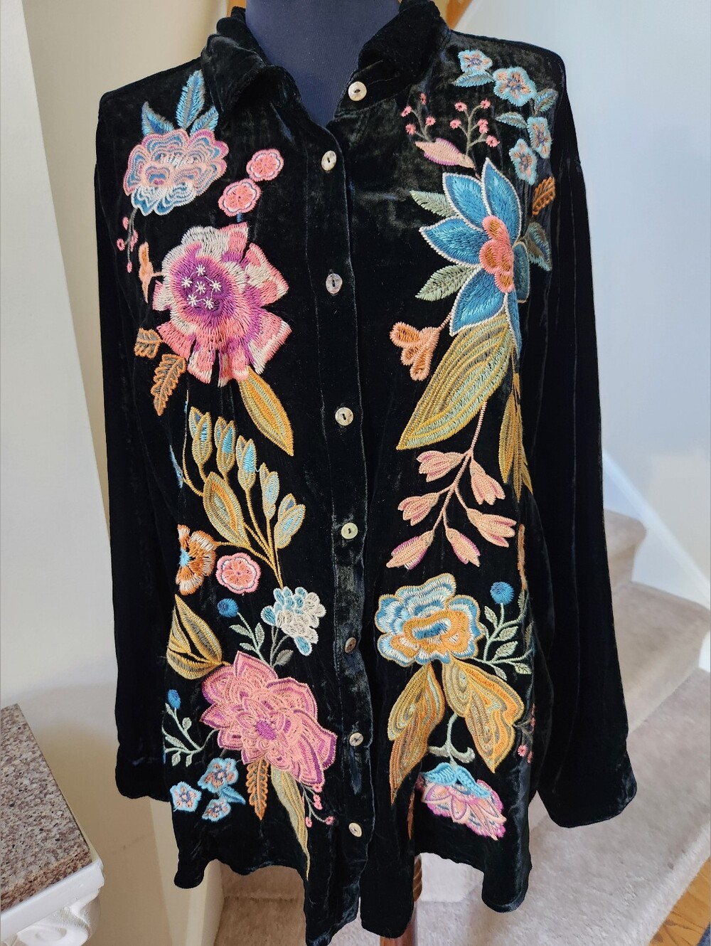 Johnny Was BIANCA Velvet Oversized Shirt Medium - Picture 2 of 14